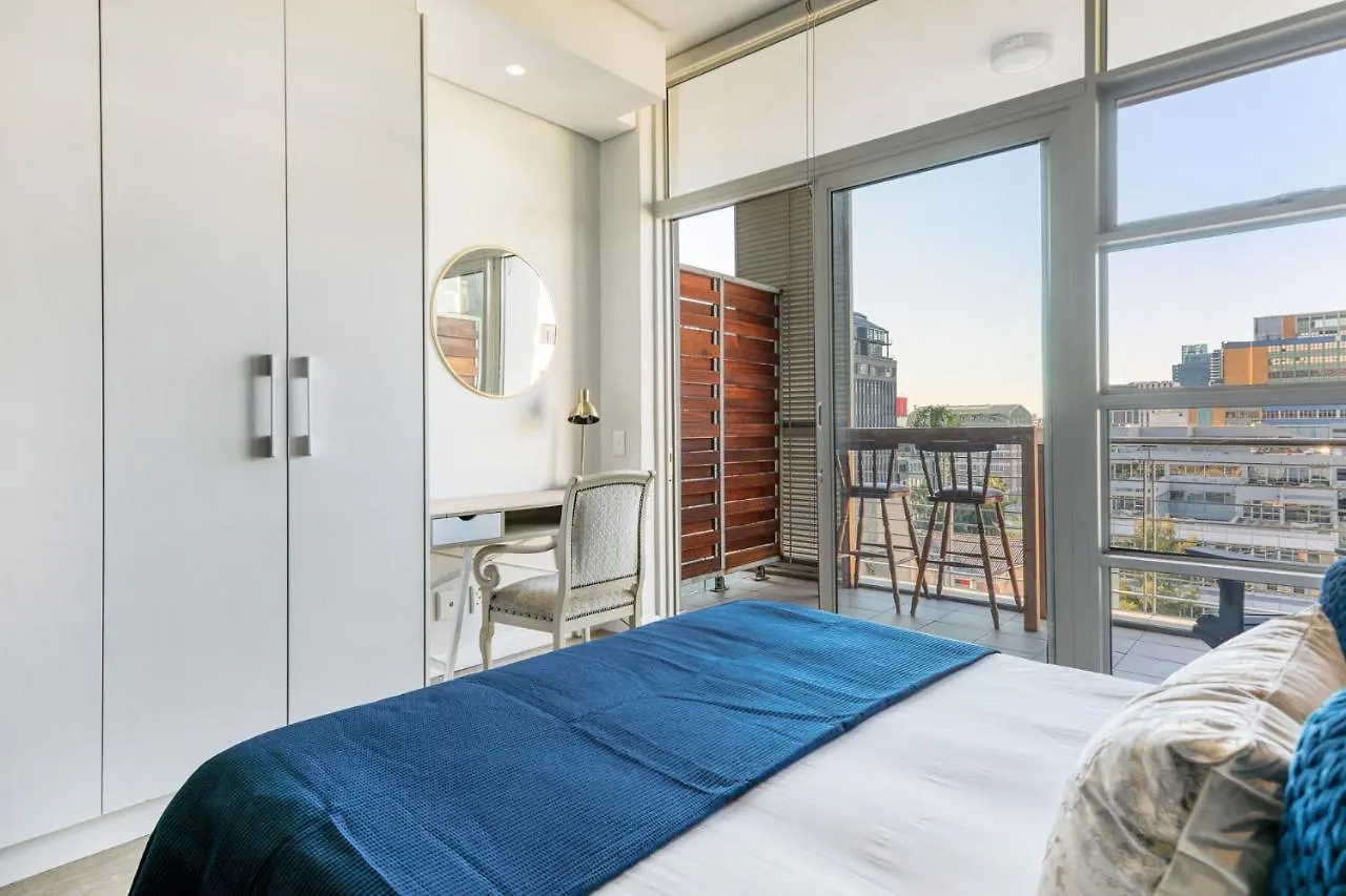 Backup-Power Elegant Ny Balcony Apartment Cape Town 0*,  South Africa